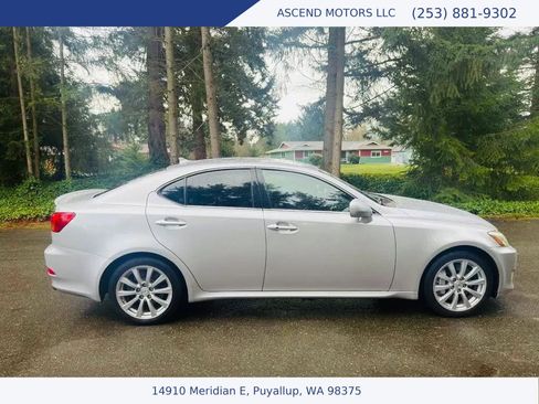 Used 2008 Lexus IS 350 image 6