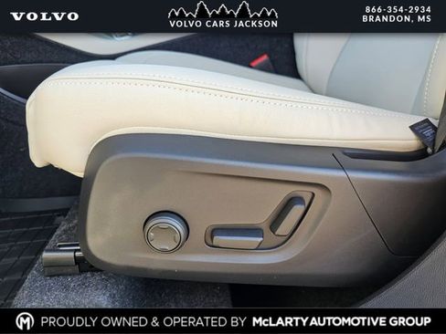 New 2026 Volvo XC40 B5 Ultra w/ Protection Package Premier AWD/4WD image 14