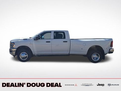 New 2026 RAM 3500 Tradesman image 2