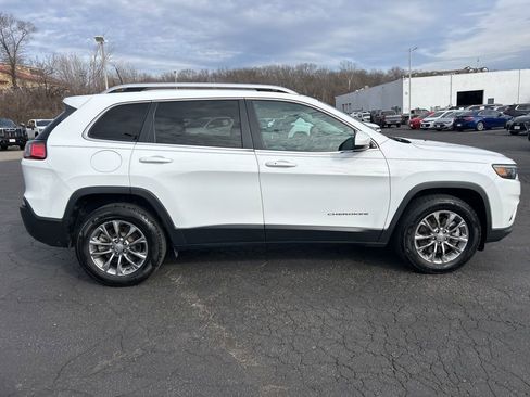Used 2021 Jeep Cherokee Latitude Lux w/ Comfort/Convenience Group image 4