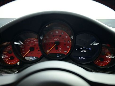 Used 2018 Porsche 911 GT3 image 13