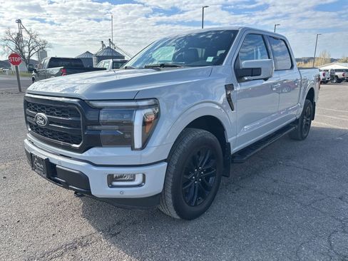 Used 2024 Ford F150 Lariat w/ FX4 Off-Road Package AWD/4WD image 3