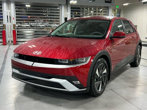 New 2026 Hyundai Ioniq 5 SEL image 2