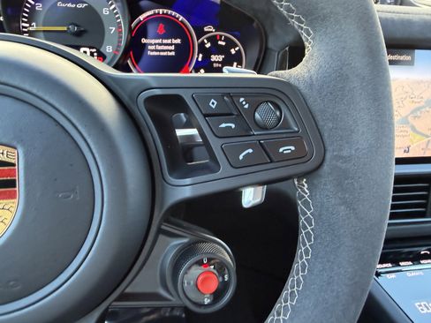 Certified 2023 Porsche Cayenne Turbo GT image 32