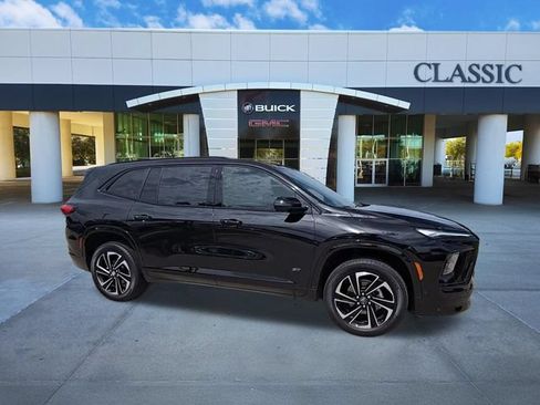 Used 2025 Buick Enclave Sport Touring w/ Super Cruise Package FWD image 9