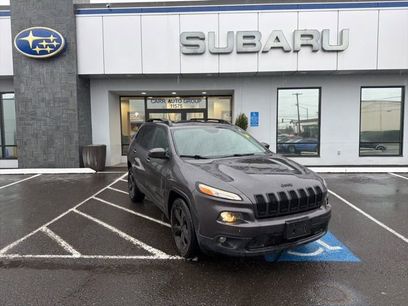 Used 2015 Jeep Cherokee Latitude w/ Comfort/Convenience Group