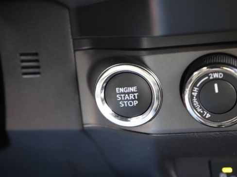 Used 2023 Toyota Tacoma TRD Off-Road image 22