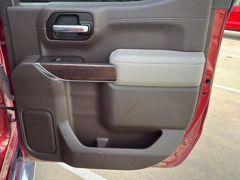 Used 2021 GMC Sierra 1500 SLT AWD/4WD image 38