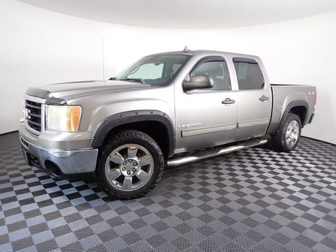 Used 2009 GMC Sierra 1500 SLE w/ Power Pack Plus AWD/4WD image 6