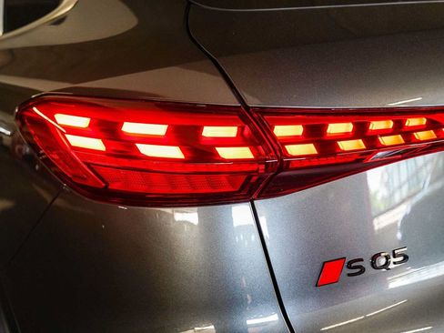 New 2026 Audi SQ5 Premium Plus AWD/4WD image 7