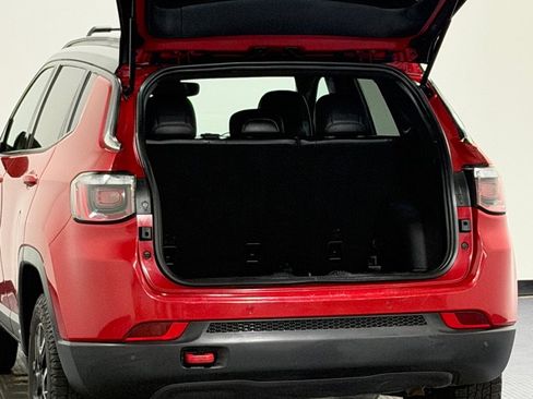Used 2021 Jeep Compass Trailhawk AWD/4WD image 12