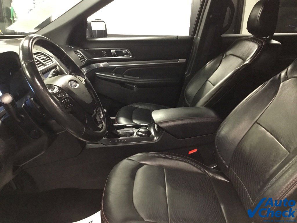 Used 2019 Ford Explorer Sport w/ Equipment Group 401A AWD/4WD image 23