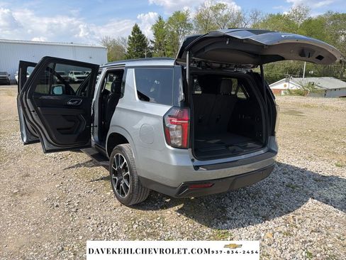 Used 2024 Chevrolet Tahoe RST w/ Luxury Package AWD/4WD image 32