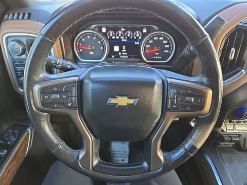 Used 2021 Chevrolet Silverado 1500 High Country image 17