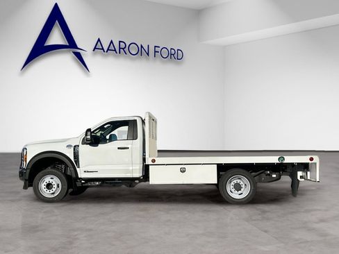 Used 2024 Ford F550 2WD Regular Cab Super Duty w/ XL Chrome Package image 2