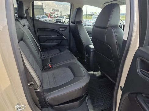 Used 2022 GMC Canyon AT4 AWD/4WD image 15