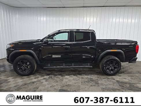 Used 2024 GMC Canyon Elevation w/ Elevation Premium Package RWD image 5