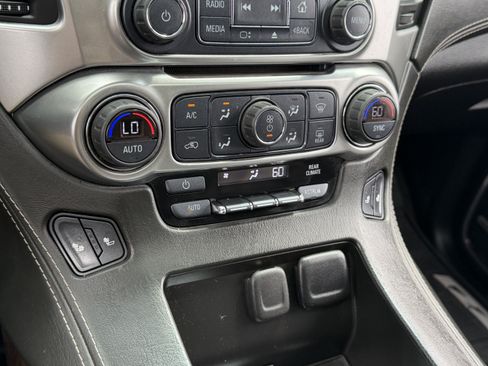 Used 2017 Chevrolet Tahoe LT AWD/4WD image 24