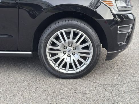 Used 2024 Ford Expedition Max Limited image 39