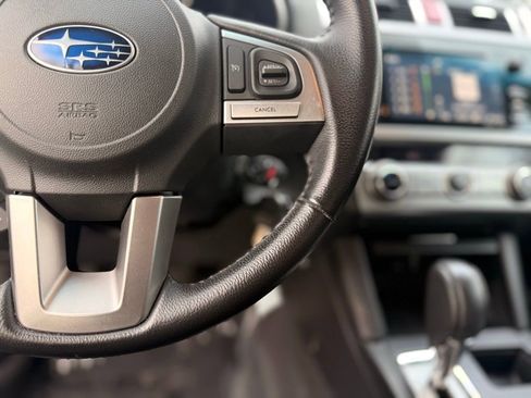 Used 2017 Subaru Legacy 2.5i Premium w/ Moonroof Package image 18