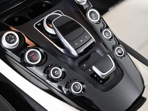 Used 2018 Mercedes-Benz AMG GT C image 30