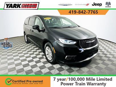 Certified 2024 Chrysler Pacifica Touring-L