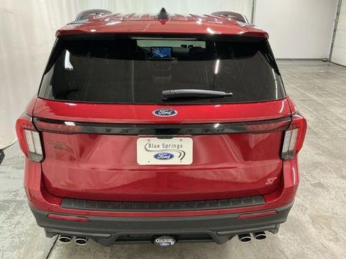 New 2026 Ford Explorer ST image 4