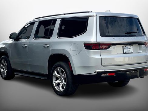 Used 2022 Jeep Wagoneer Series II image 13