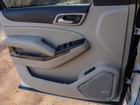 Used 2015 GMC Yukon XL Denali w/ Premium Package image 26