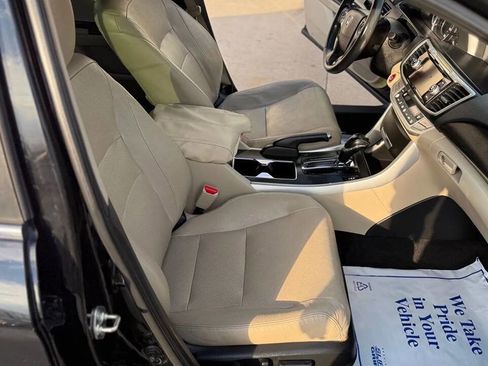 Used 2015 Honda Accord EX-L image 29