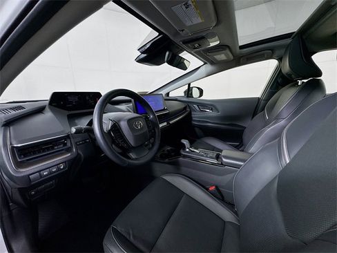 Certified 2024 Toyota Prius XLE image 20