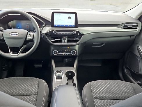 Used 2024 Ford Escape Active AWD/4WD image 9
