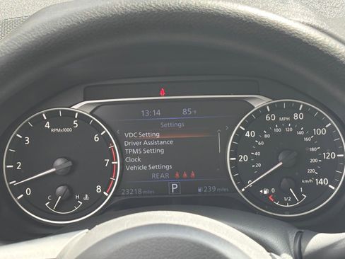 Used 2025 Nissan Altima 2.5 SV image 38