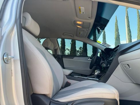 Used 2016 Hyundai Sonata SE image 19