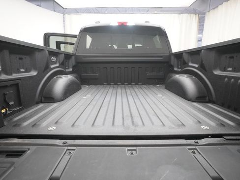 Used 2022 Ford F150 Lariat w/ Equipment Group 502A High image 10