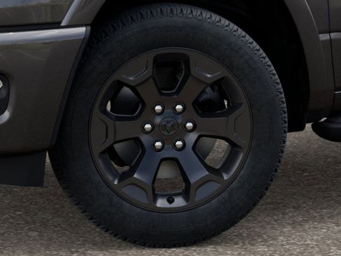 New 2026 RAM 1500 4x4 Crew Cab image 3