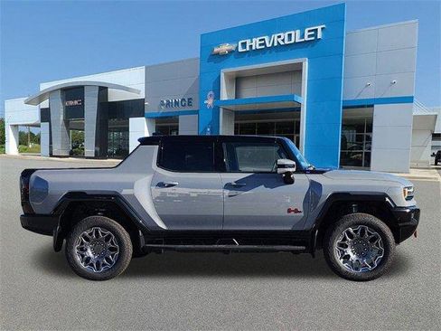 New 2025 GMC Hummer EV 3X w/ LPO, Sport Package image 4