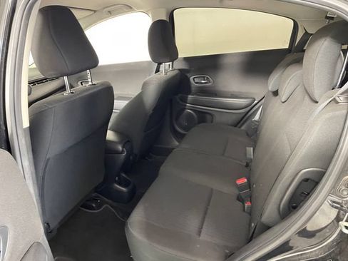 Used 2017 Honda HR-V LX image 12