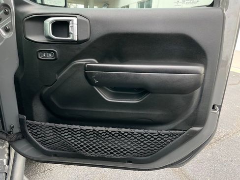 Used 2020 Jeep Wrangler Unlimited Rubicon image 30