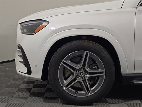 New 2026 Mercedes-Benz GLE 450 4MATIC image 11