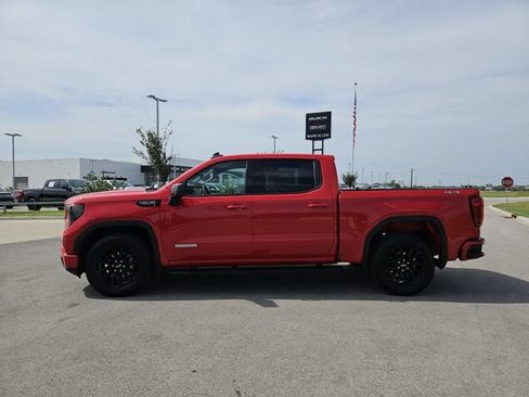 Used 2024 GMC Sierra 1500 Elevation w/ LPO, Elevation Black Package AWD/4WD image 4