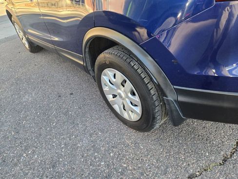 Used 2020 Nissan Rogue Sport S image 6