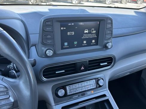 Used 2021 Hyundai Kona Limited image 22