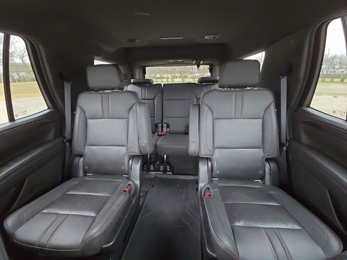 Used 2022 Chevrolet Tahoe RST w/ Luxury Package image 21