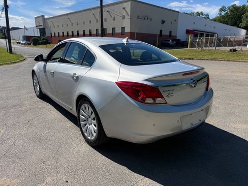 Used 2011 Buick Regal CXL w/ RL4 Preferred Equipment Group FWD image 3