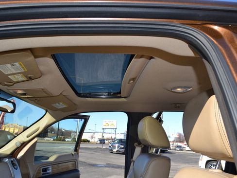 Used 2011 Ford F150 Lariat w/ Lariat Chrome Pkg image 21