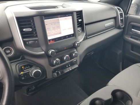 Used 2024 RAM 2500 Big Horn w/ Bed Utility Group image 19