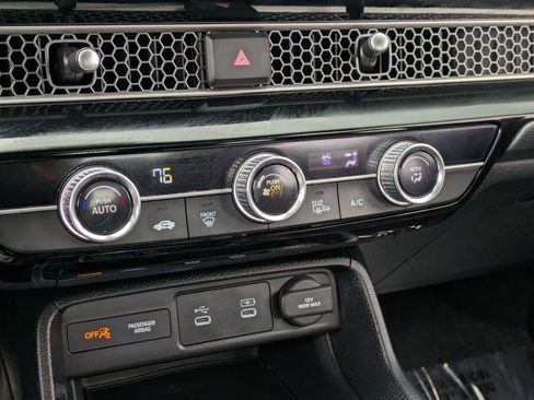 Used 2025 Honda Civic Sport image 17