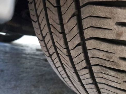 Used 2017 Subaru Legacy 3.6R Limited image 29