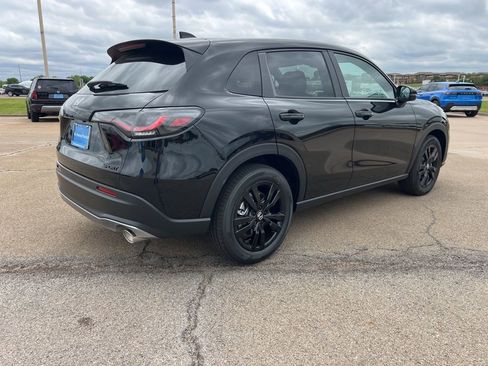 New 2026 Honda HR-V Sport image 5
